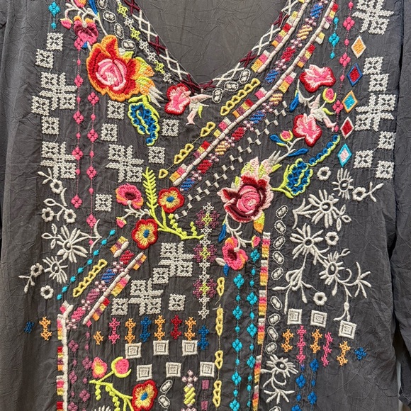 Johnny Was Gray Tunic with Multicolor Embroidery - Picture 6 of 16